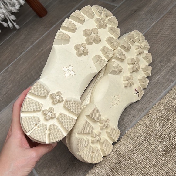 SOLD- H&M Platform Canvas Sneakers - Picture 6 of 6